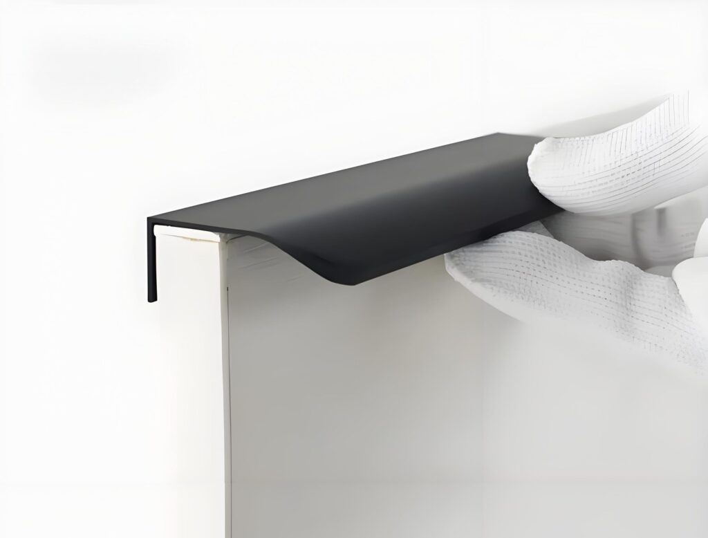 What is an embedded pull handle?