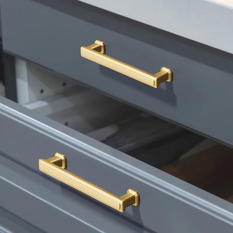 drawer pull 1/3 rule